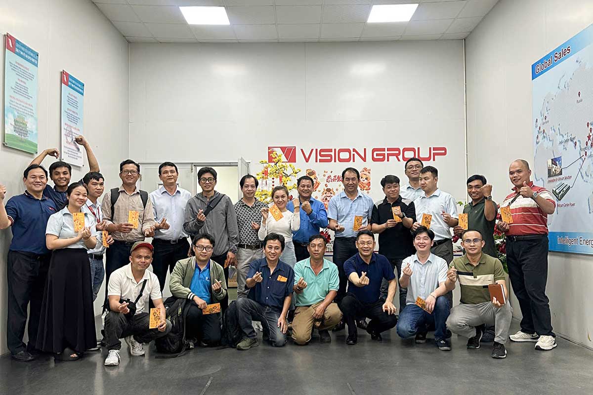 夯实越南布局！VST团队到访越南锂电工厂